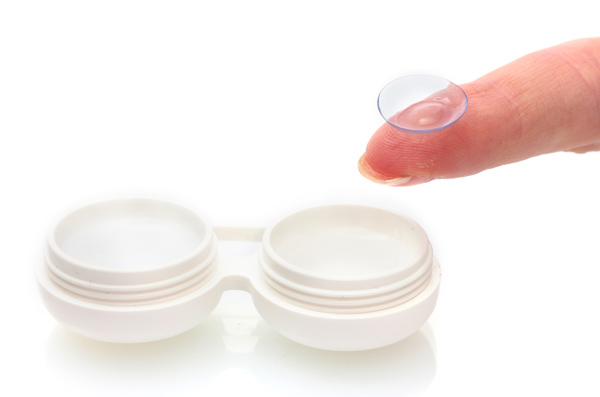 Smart Contact Lenses With Medical Features | VisionPlus Magazine